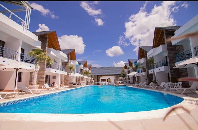 Hotel Riviera Campo Verde Sajoma Pool